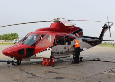 Engineering-staff-fueling-prior-to-take-off